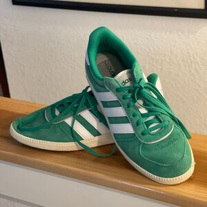 Adidas Green and White Sneakers (used)